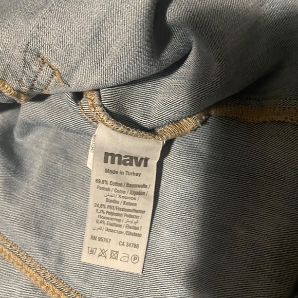 SOLD! Cropped demin jacket - Picture 2 of 4